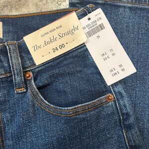 Abercrombie & Fitch Blue Straight Jeans Timeless Design